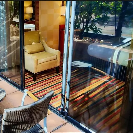Hanza Tower Bohemia 22 Pool & Jacussi شقة